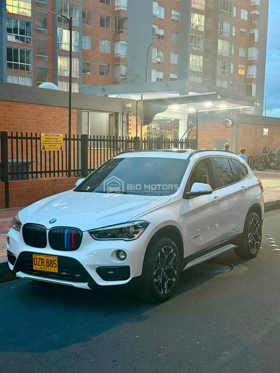 BMW X1 sDrive 20i 2018 — foto 1 de 4