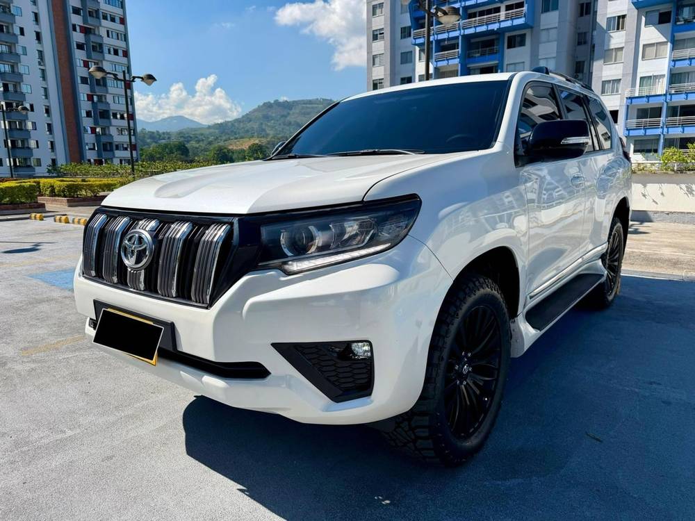 Toyota Prado TXL 2019 — foto 1 de 3