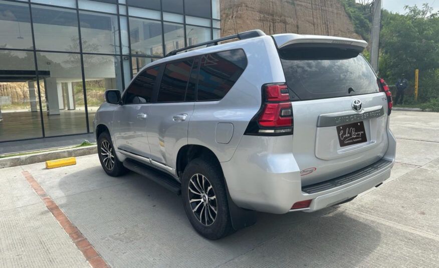 Toyota Prado TXL 2019 — foto 2 de 3